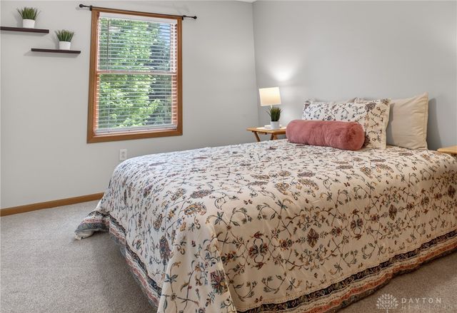 445 Clover Hill, Tipp City, OH 45371