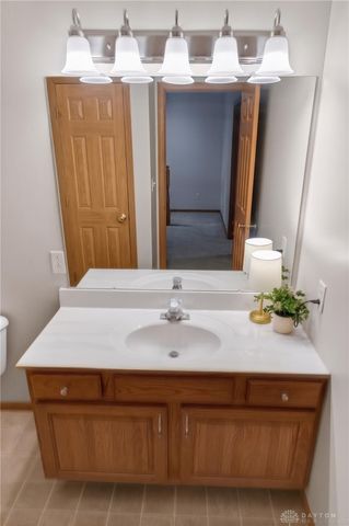 445 Clover Hill, Tipp City, OH 45371