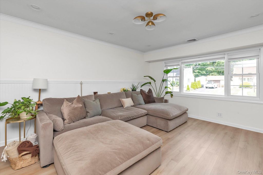 552 18th Street, West Babylon, NY 11704 — photo 2