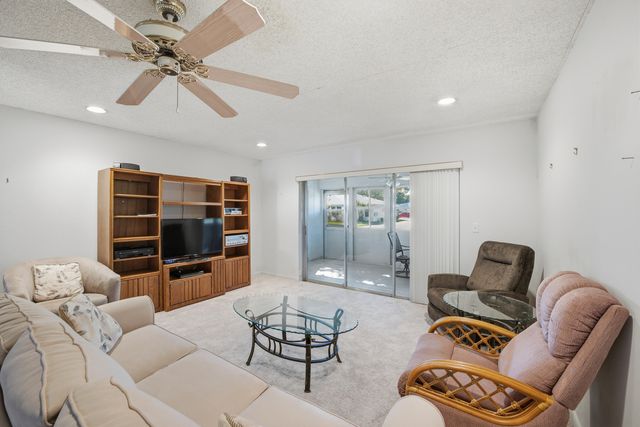 461 Holyoke Lane, Lake Worth, FL 33467