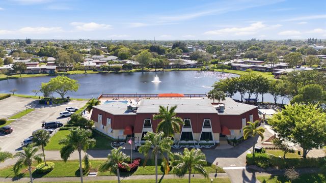 461 Holyoke Lane, Lake Worth, FL 33467