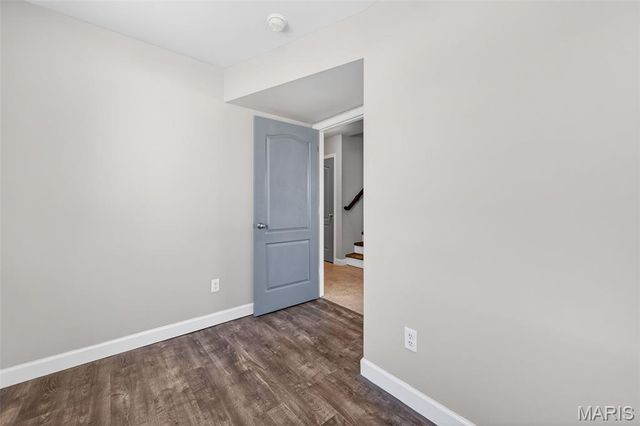 127 Creekside Drive, Winfield, MO 63389