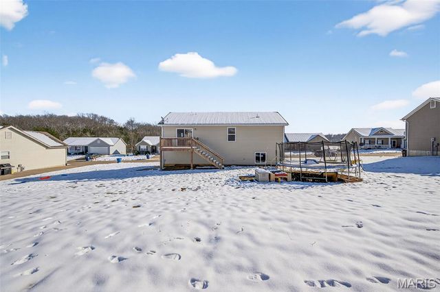 127 Creekside Drive, Winfield, MO 63389