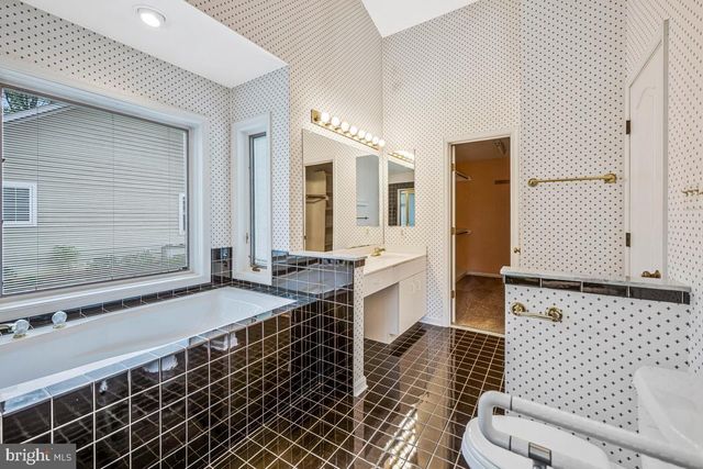 14600 HONEYSUCKLE WAY, Issue, MD 20645