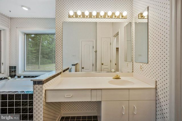 14600 HONEYSUCKLE WAY, Issue, MD 20645
