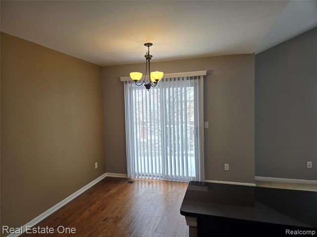 1716 Deepwood Circle 43, Rochester, MI 48307