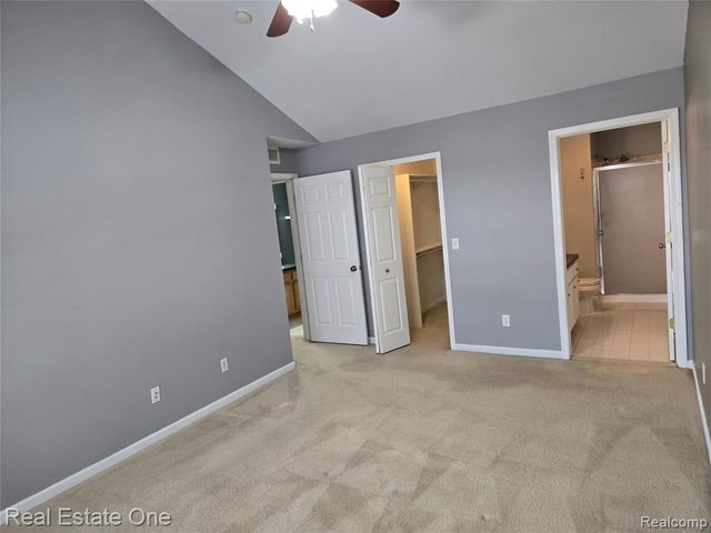 1716 Deepwood Circle 43, Rochester, MI 48307