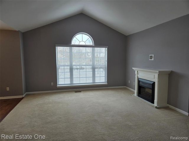 1716 Deepwood Circle 43, Rochester, MI 48307