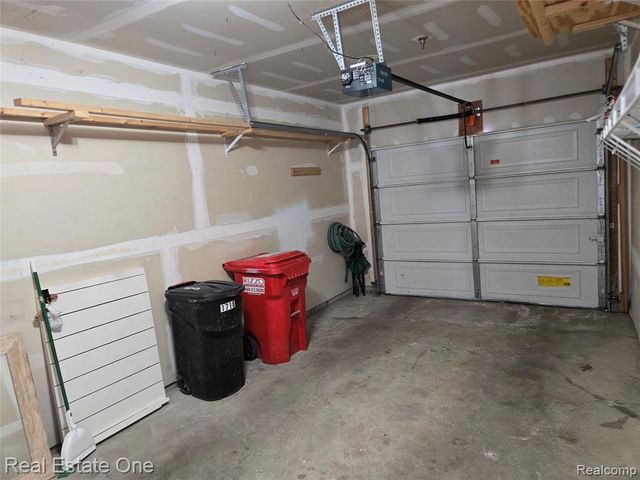 1716 Deepwood Circle 43, Rochester, MI 48307