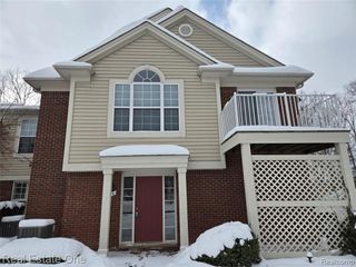 1716 Deepwood Circle 43, Rochester, MI 48307