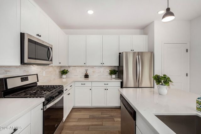 9231 E SEQUENCE Avenue, Mesa, AZ 85212