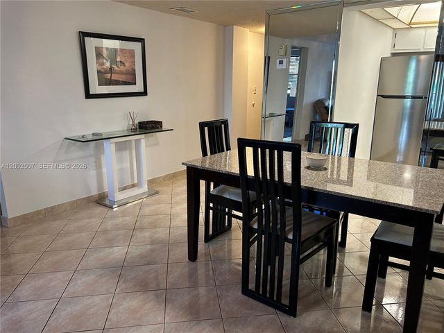 201 180th Dr 114, Sunny Isles Beach, FL 33160