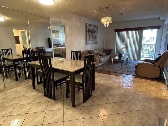 201 180th Dr 114, Sunny Isles Beach, FL 33160