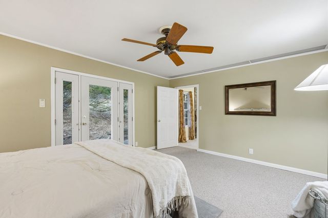 195 Lillian Dr, Kerrville, TX 78028