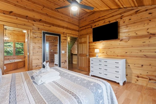 161 Huntington Way, Blue Ridge, GA 30513
