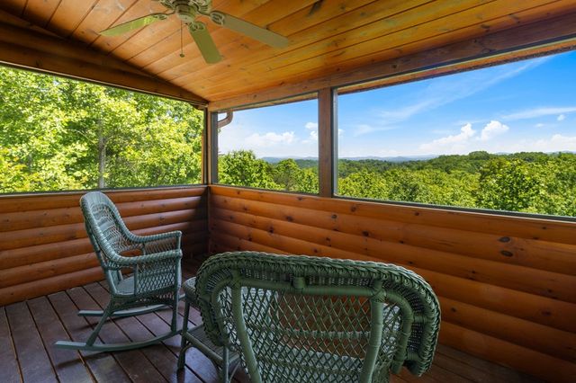 161 Huntington Way, Blue Ridge, GA 30513