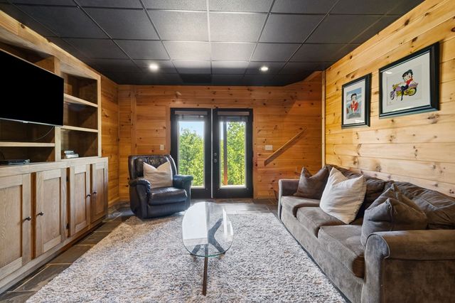 161 Huntington Way, Blue Ridge, GA 30513