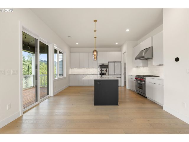 16171 Nw GOODERHAM St, Portland, OR 97229