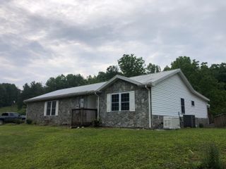 629 Paradise LN, Floyd, VA 24091