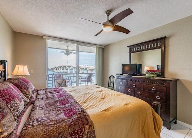 5701 BAHIA DEL MAR CIRCLE 403, St Petersburg, FL 33715