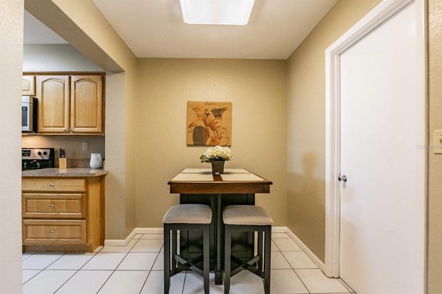 5701 BAHIA DEL MAR CIRCLE 403, St Petersburg, FL 33715