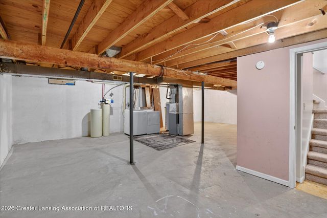 258 Bonnie Brook Drive 12, Charlotte, MI 48813