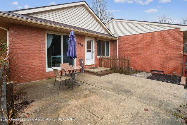 258 Bonnie Brook Drive 12, Charlotte, MI 48813