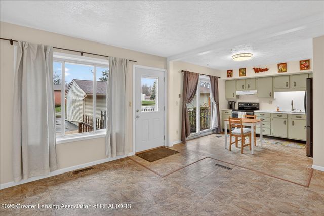 258 Bonnie Brook Drive 12, Charlotte, MI 48813