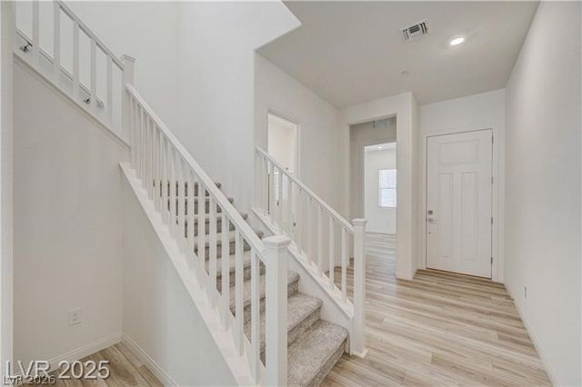 599 Clover Bar Lane, Las Vegas, NV 89138