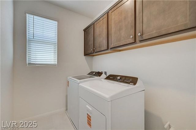 599 Clover Bar Lane, Las Vegas, NV 89138
