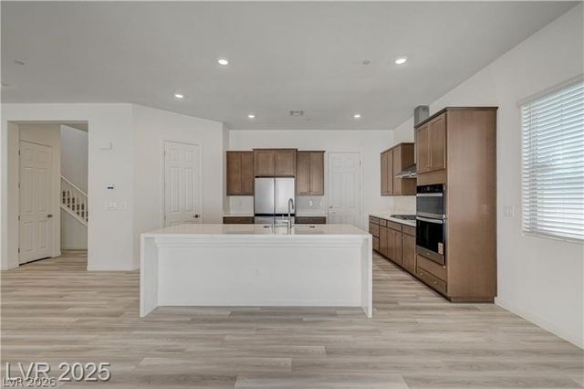599 Clover Bar Lane, Las Vegas, NV 89138