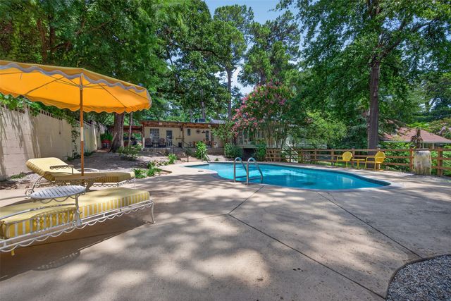 4752 Richmond Avenue, Shreveport, LA 71106