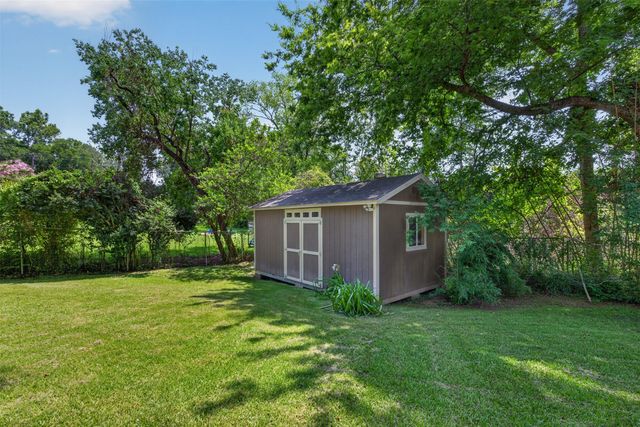 4752 Richmond Avenue, Shreveport, LA 71106
