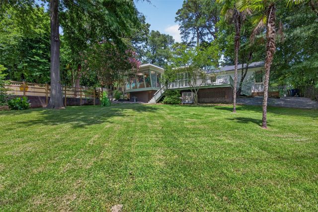4752 Richmond Avenue, Shreveport, LA 71106
