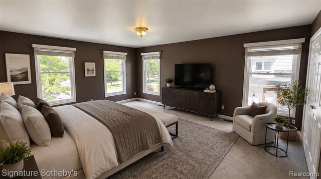 4866 Riverchase Drive, Troy, MI 48098