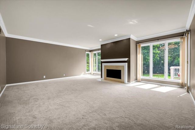 4866 Riverchase Drive, Troy, MI 48098