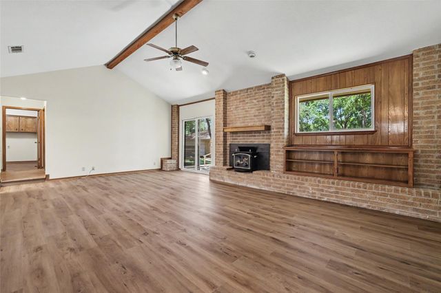 307 Las Plumas DR, Georgetown, TX 78628