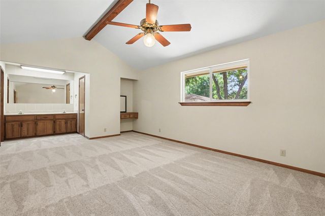 307 Las Plumas DR, Georgetown, TX 78628