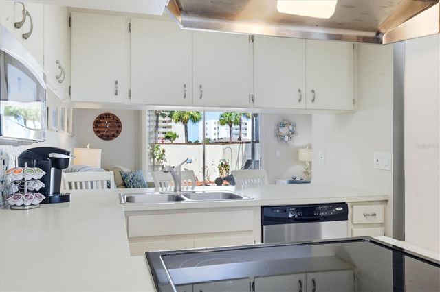 744 CADIZ ROAD 8, Venice, FL 34285