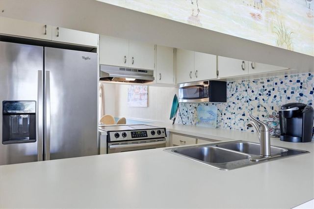 744 CADIZ ROAD 8, Venice, FL 34285