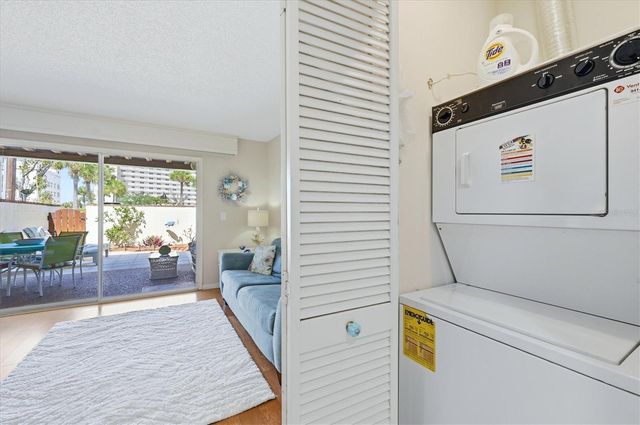 744 CADIZ ROAD 8, Venice, FL 34285