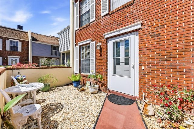 744 CADIZ ROAD 8, Venice, FL 34285