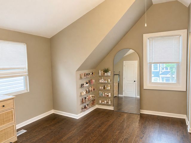 2835 N Ridgeway Avenue 2, Chicago, IL 60618