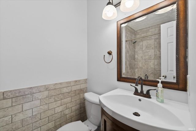 3830 W Woodmere Way, Bloomington, IN 47403