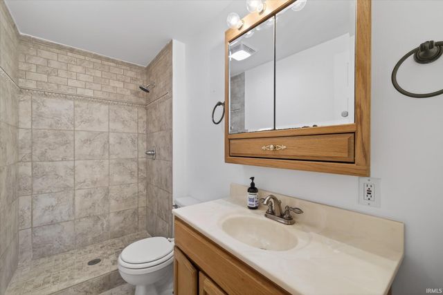 3830 W Woodmere Way, Bloomington, IN 47403