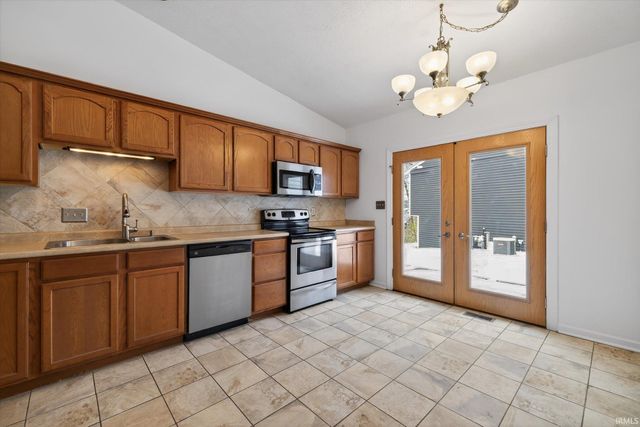 3830 W Woodmere Way, Bloomington, IN 47403