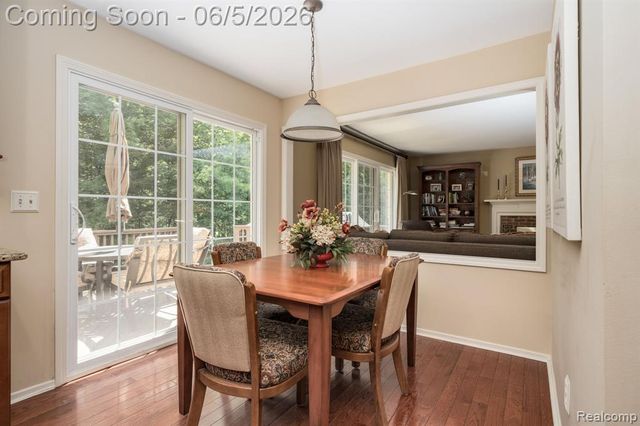 44828 Roundview Drive, Novi, MI 48375