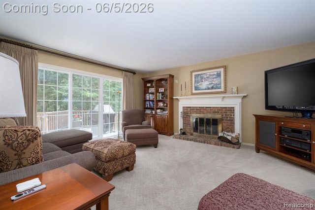 44828 Roundview Drive, Novi, MI 48375