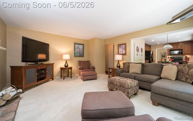44828 Roundview Drive, Novi, MI 48375