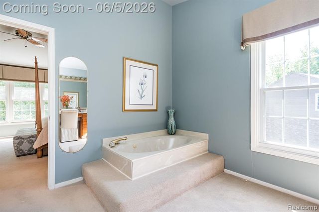 44828 Roundview Drive, Novi, MI 48375